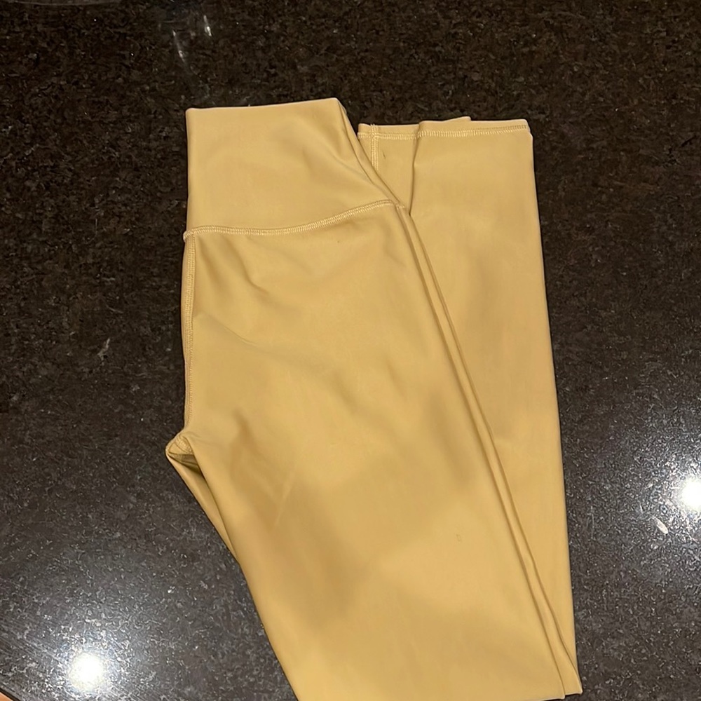 Alo Leggings.
